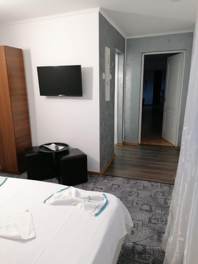 Hotel Hobby Hunedoara Exterior foto