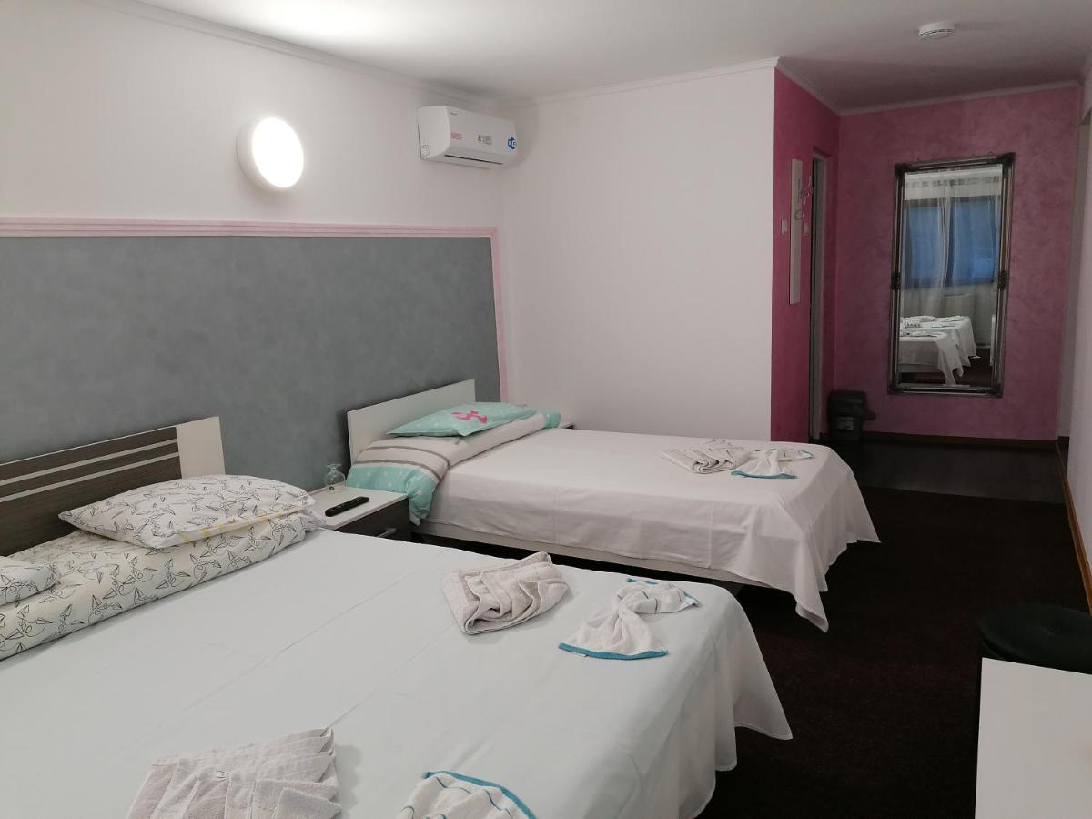 Hotel Hobby Hunedoara Exterior foto