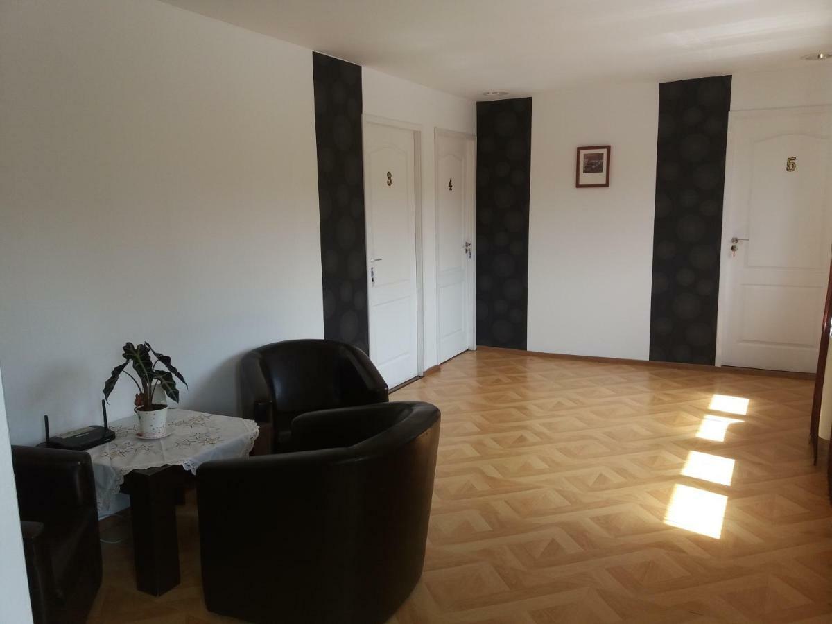 Hotel Hobby Hunedoara Exterior foto