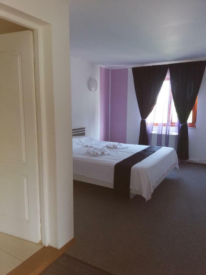 Hotel Hobby Hunedoara Exterior foto