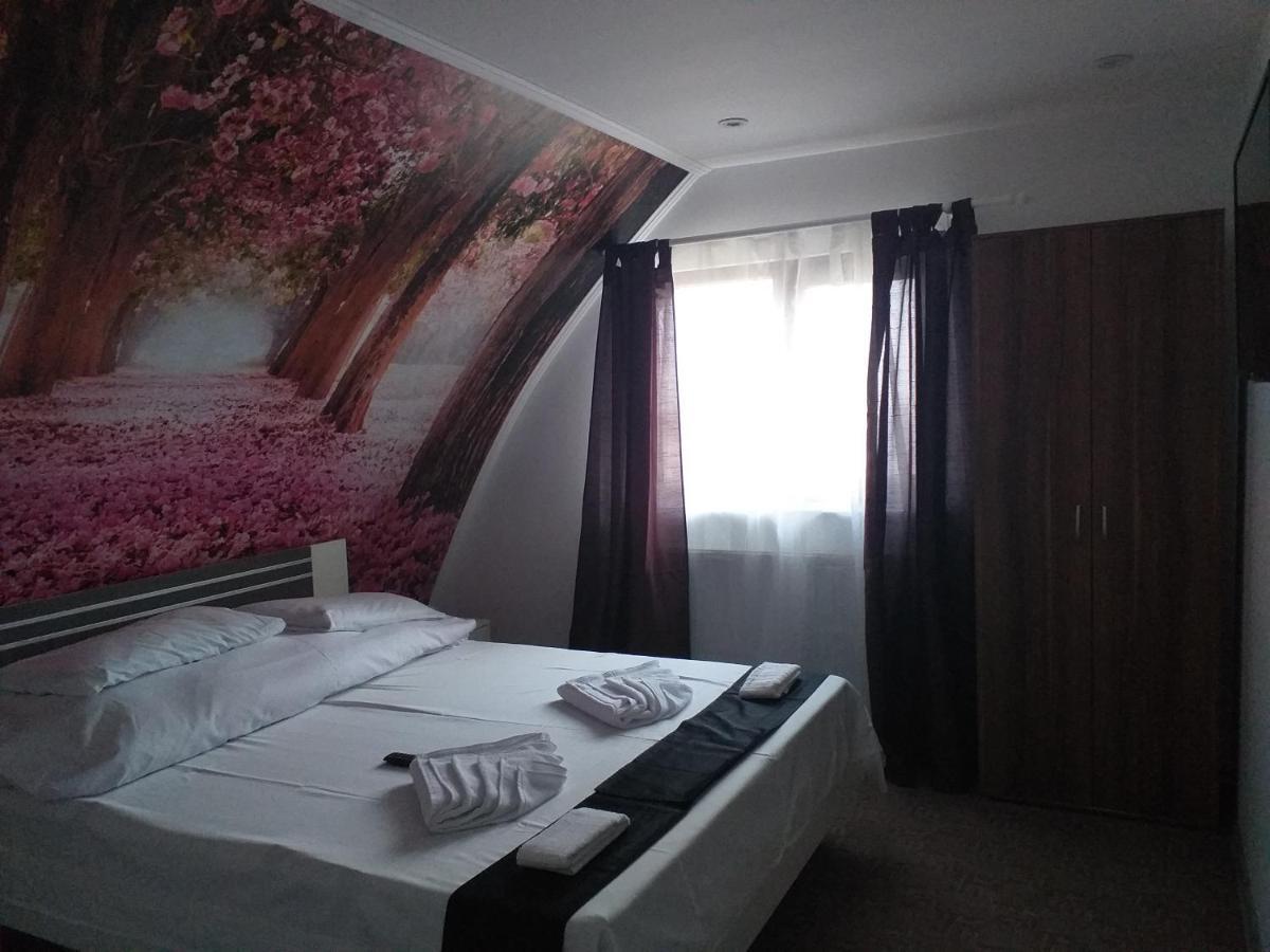 Hotel Hobby Hunedoara Exterior foto