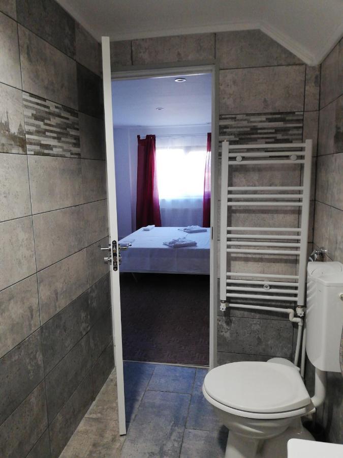 Hotel Hobby Hunedoara Exterior foto